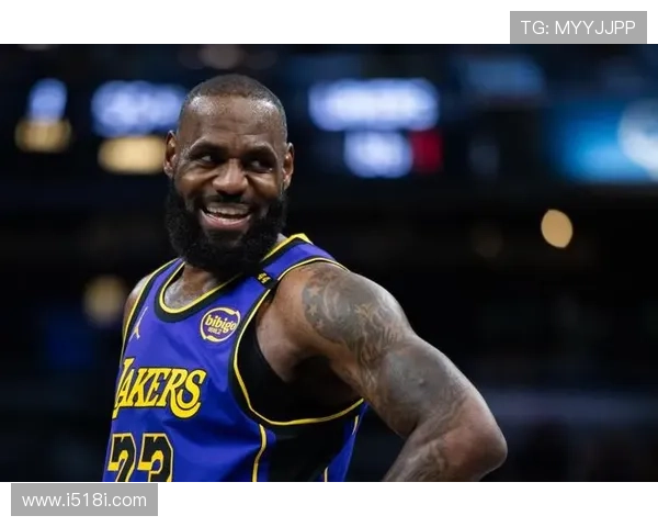 詹姆斯伤愈复出湖人击败勇士 迎接新赛季挑战队内竞争激烈