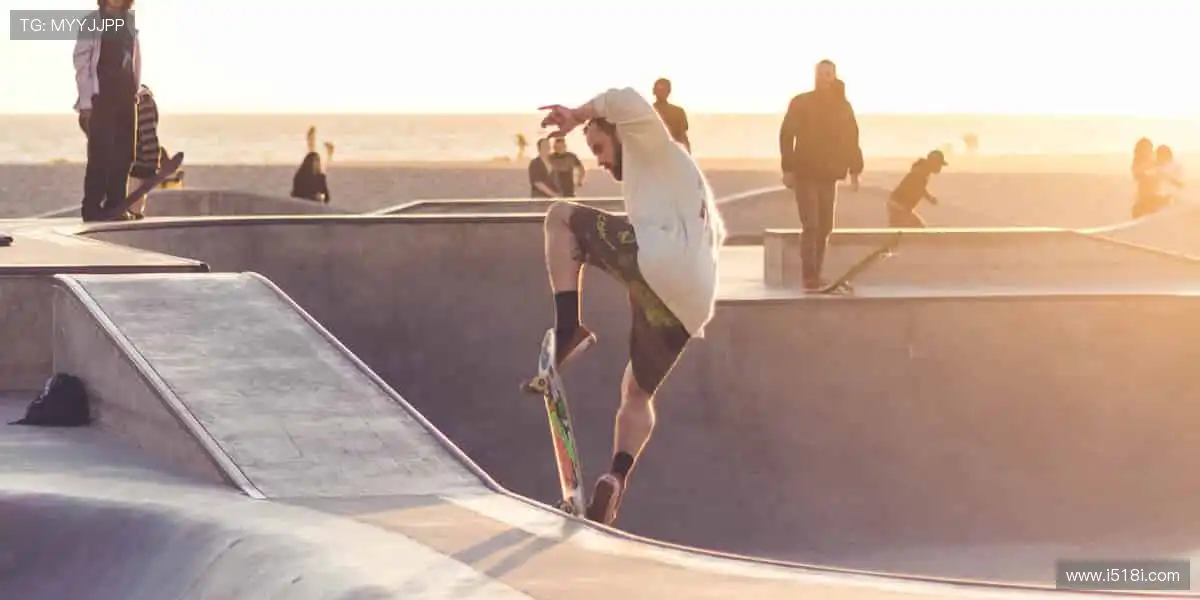 📱 一键开播，全球同频！弹幕互动不停，做最活跃的云观众💬